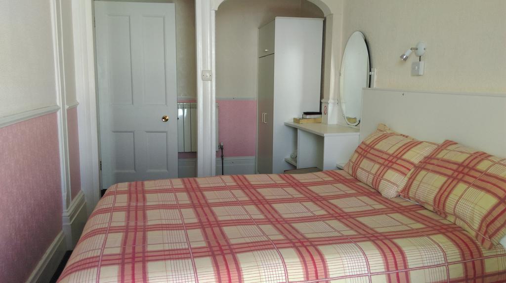 Havelock Guesthouse Saint Helier ภายนอก รูปภาพ